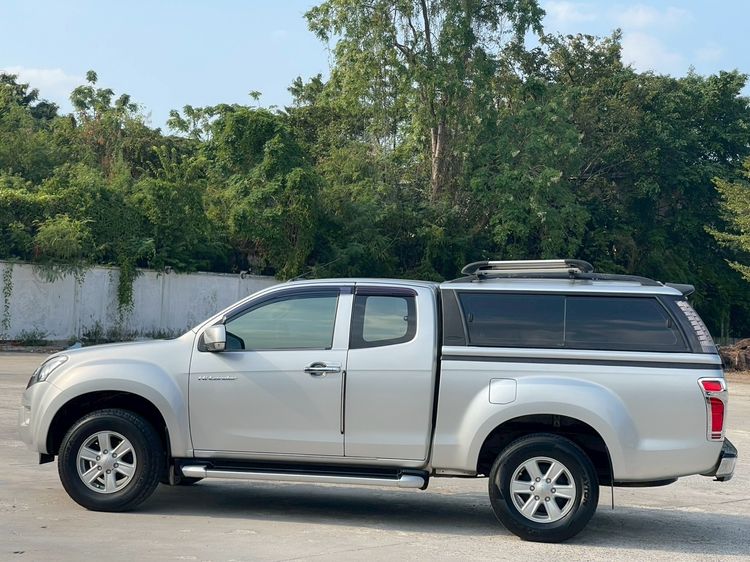Isuzu D-MAX 2013 2.5 Hi-Lander Z Pickup ดีเซล ไม่ติดแก๊ส เกียร์ธรรมดา บรอนซ์เงิน รูปที่ 4