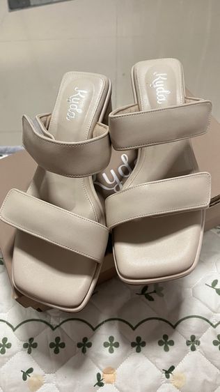 รองเท้าส้นสูง Kyda รูปที่ 3