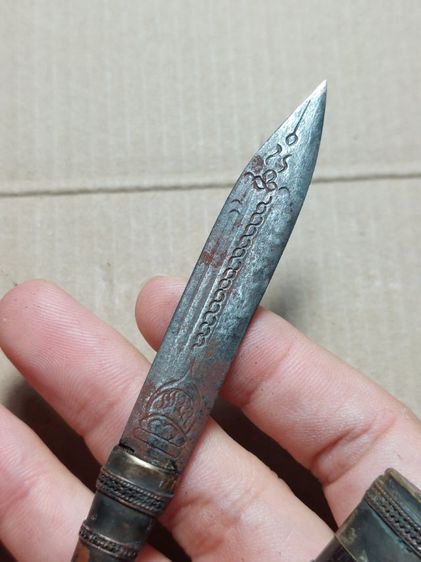 เครื่องรางมีดหมอปากกาหลวงพ่อเดิมวัดหนองโพ ใบ 2.5 ยาวรวม 5 นิ้ว รูปที่ 2