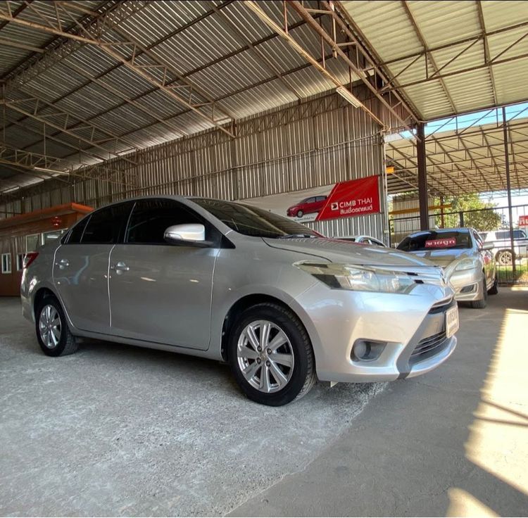 Toyota Vios 2015 1.5 E Sedan เบนซิน ไม่ติดแก๊ส เกียร์อัตโนมัติ เทา