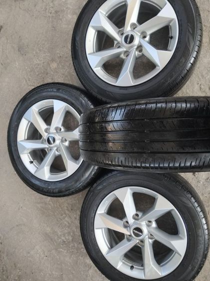 ล้อป้ายแดงขอบ 17 Isuzu พร้อมยางปี 21