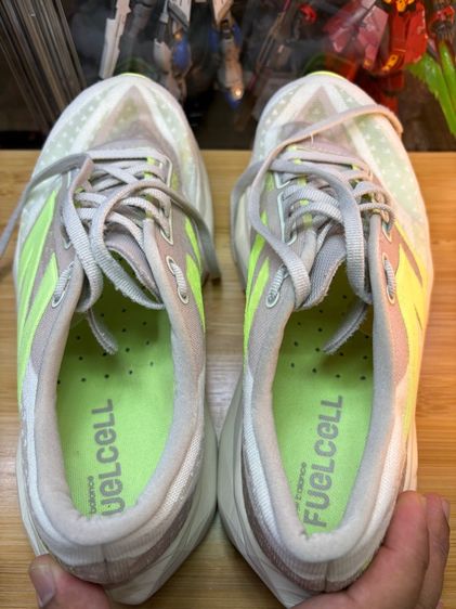 New Balance Fuelcell Rebel V4 รูปที่ 11