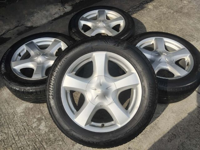 แม็ก Isuzu ขอบ 17 6 รูสภาพสวย พร้อมยางปี 21 รูปที่ 4