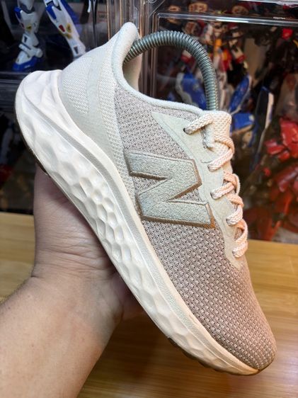 New Balance Fresh Foam Arishi V4 รูปที่ 12