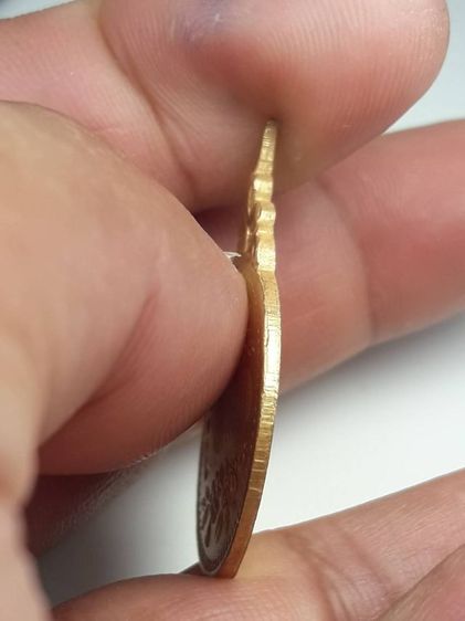 เหรียญพระพุทธบาทเกาะสีชัง รูปที่ 3