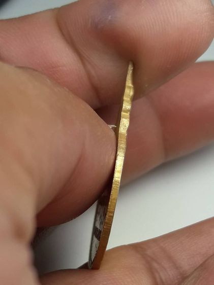 เหรียญพระพุทธบาทเกาะสีชัง รูปที่ 4