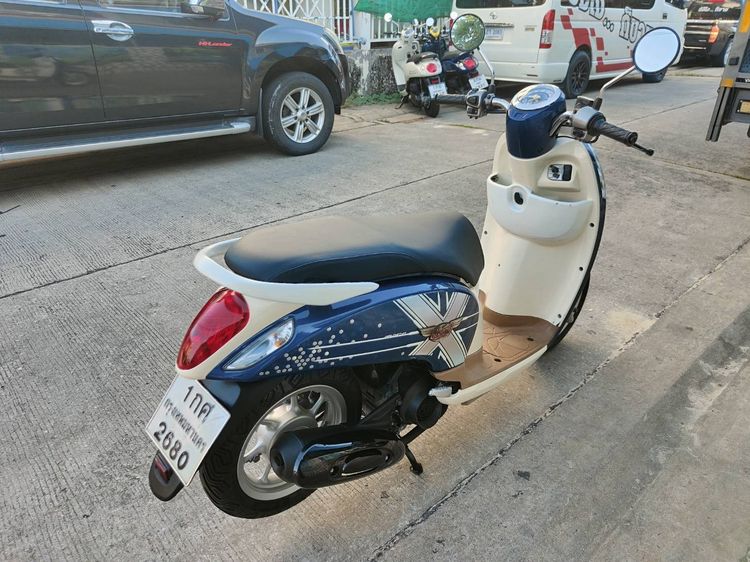 🛵ยังไงก็ขาย SCOOPY-i ปี 56 เครื่องดี สีสวย สตาร์ทมือ(ท่อดัง) เล่มชุดโอนครบ+เปลี่ยนถ่ายน้ำมันเครื่องฟรี ส่งฟรี30 ก.ม รูปที่ 7