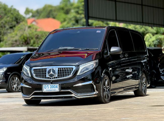 รถ Mercedes-Benz V-Class Vito สี ดำ