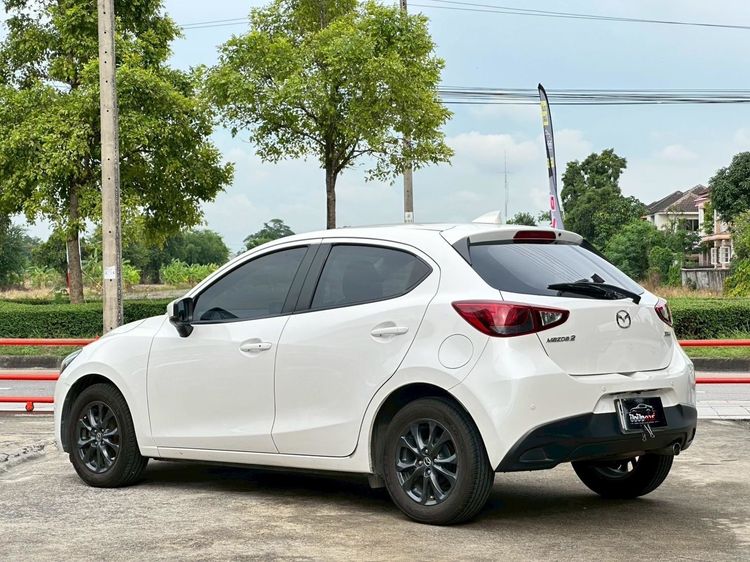 Mazda Mazda 2 2020 1.3 Sports High Connect Sedan เบนซิน ไม่ติดแก๊ส เกียร์อัตโนมัติ ขาว รูปที่ 3