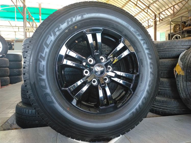 แม็กมิตซู ขอบ17 สีอบpowder coat พร้อมยางป้ายแดงบริสโตน 255 70 17 ปี25 ยางป้ายแดงมีตุ่มหน้ายางทุกเส้นใส่ triton ปาเจ19500 รูปที่ 2