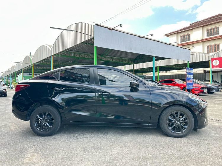 Mazda Mazda 2 2019 1.3 High Connect Sedan เบนซิน ไม่ติดแก๊ส เกียร์อัตโนมัติ ดำ รูปที่ 3