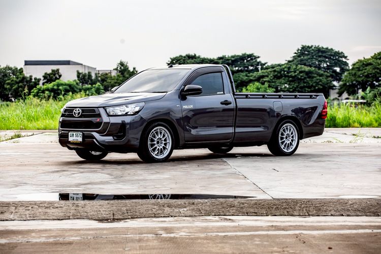 Toyota Hilux Revo 2023 2.4 Entry Pickup ดีเซล เกียร์ธรรมดา เทา รูปที่ 3