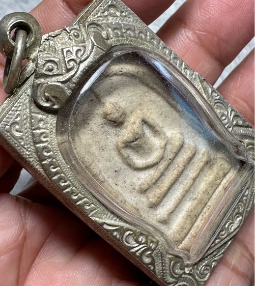 พระสมเด็จพิมพ์ใหญ่ พระประธาน พร้อมตลับชุบเงิน เจ้าขอวเดิมใส่ไว้ รูปที่ 14