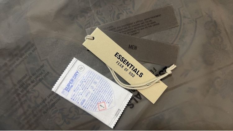 essentials hoodie fw24 sizeL รูปที่ 5