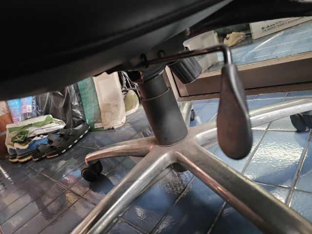 เก้าอี้สำนักงาน รูปที่ 16