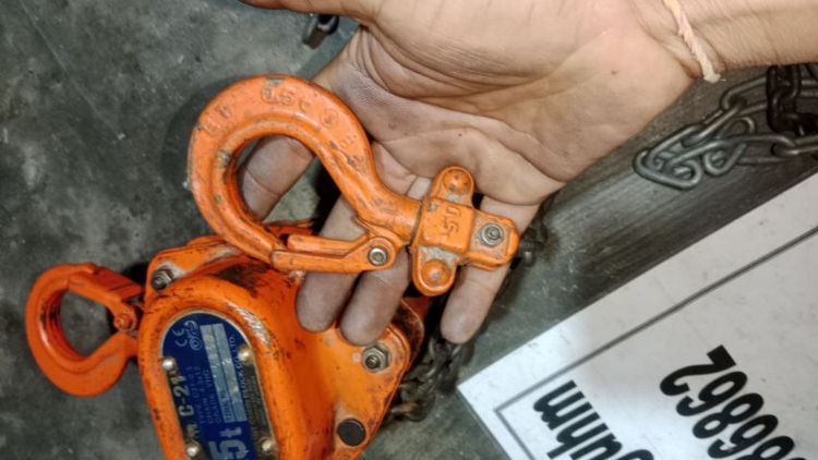 อุปกรณ์เครื่องมือช่าง รอกสาวตราช้าง 0.5ตันเมดอินเจแปน