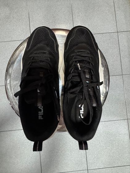 ขาย รองเท้า สภาพใหม่