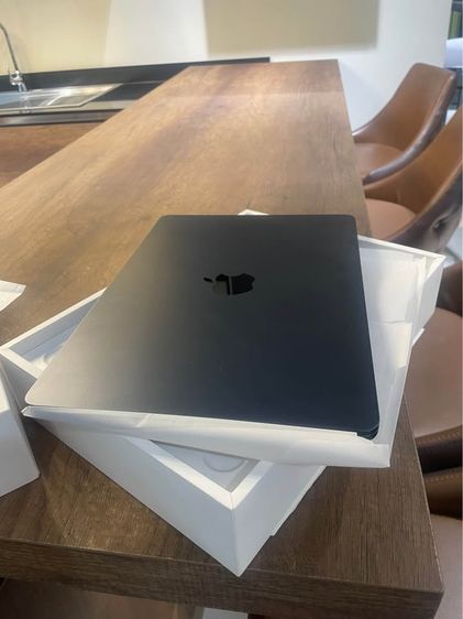 ขาย MacBook Air M4 13.6 inch รูปที่ 3
