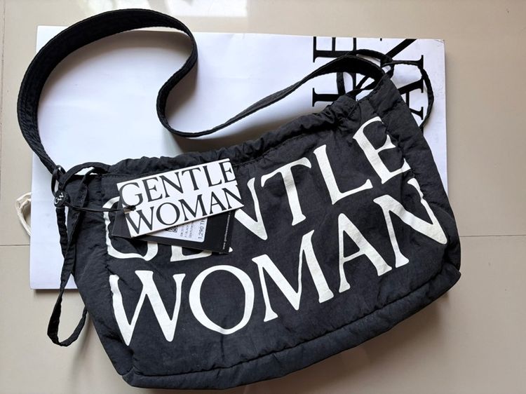 ดำ ผ้า กระเป๋า gentle woman