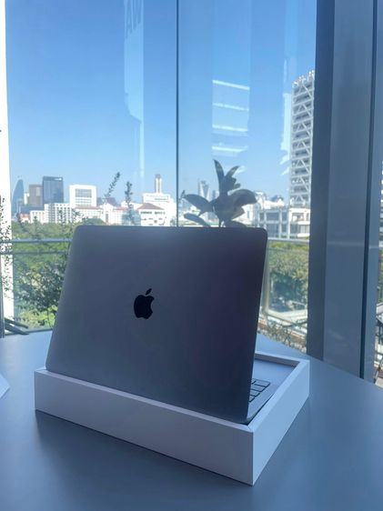 Apple Macbook Pro 13 Inch MacBook Pro M1 13.3 inch  Ram 8 256 GB ไม่มีรอย บุบหล่น  อุปกรณ์ครบกล่อง