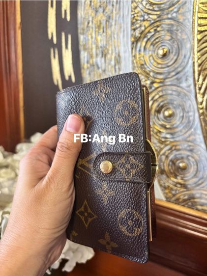 ไม่ระบุ กระเป๋าสตางค์ Louis Vuitton  สีน้ำตาล Mono Compact Kisslock