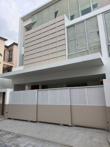 มีบางส่วน ขายหรือให้เช่า บ้านเดี่ยว 3 ชั้น โครงการ โนเบิล เทอร์รา พระราม 9 – เอกมัย เฟอร์นิเจอร์ครบ พร้อมเข้าอยู่ รูปที่ 2