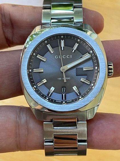 GUCCI GG2570 41 mm Dark Gray Dial Quartz Men’s Watch Swiss Watch YA142301 รูปที่ 10