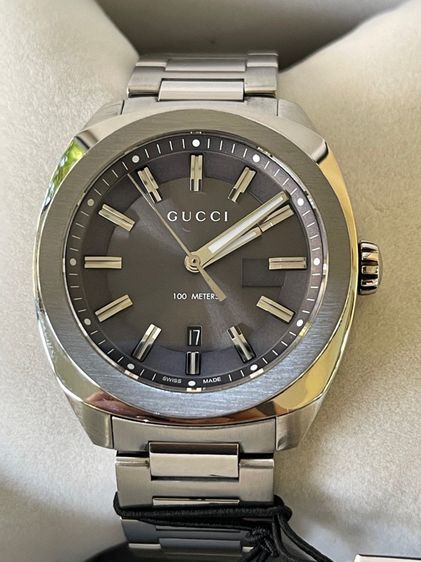 เทา GUCCI GG2570 41 mm Dark Gray Dial Quartz Men’s Watch Swiss Watch YA142301