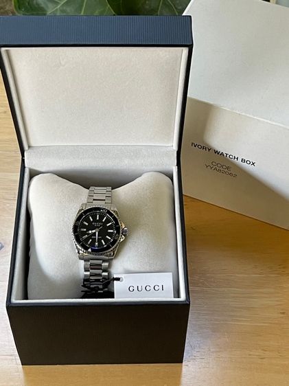 GUCCI Dive YA136403 136.4 32mm Black Dial Women's Quartz Watch รูปที่ 16