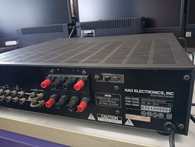 ขาย อินทิเกรตแอมป์ NAD3240 pe  เสียงดีมีคุณภาพเป็นที่รู้จักกันครับ รูปที่ 6
