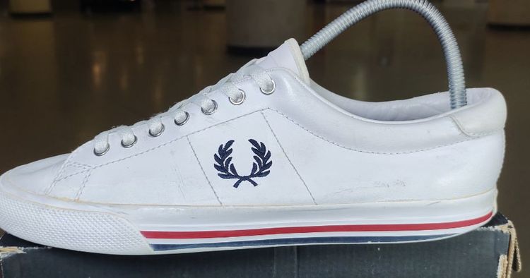 รองเท้า💥FRED PERRY💥ของแท้‼️พื้นนิ่ม เบา สวยๆ เดิมๆ สภาพดี💥ไซร์ 39  รูปที่ 5