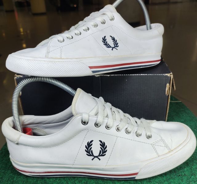 รองเท้า💥FRED PERRY💥ของแท้‼️พื้นนิ่ม เบา สวยๆ เดิมๆ สภาพดี💥ไซร์ 39  รูปที่ 3