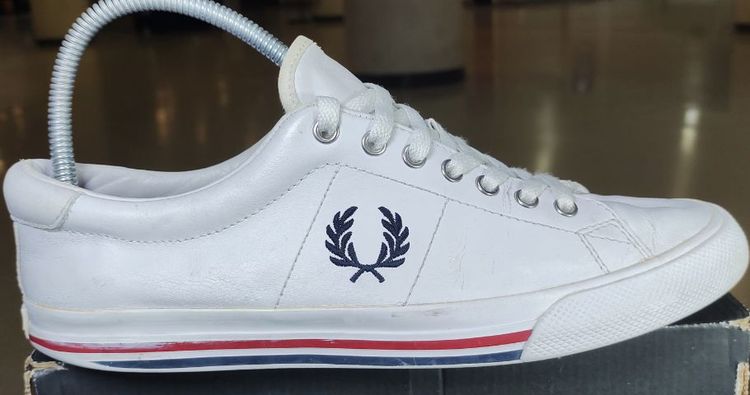 รองเท้า💥FRED PERRY💥ของแท้‼️พื้นนิ่ม เบา สวยๆ เดิมๆ สภาพดี💥ไซร์ 39  รูปที่ 6