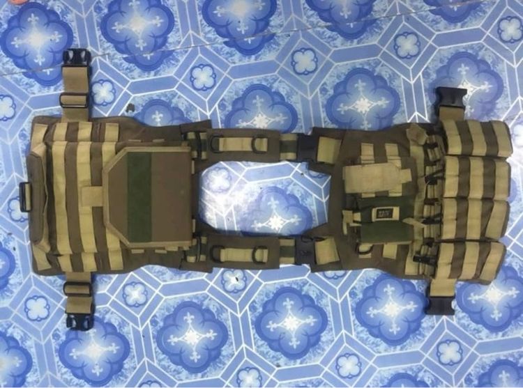 เสื้อผ้า อุปกรณ์ทหาร รูปที่ 5