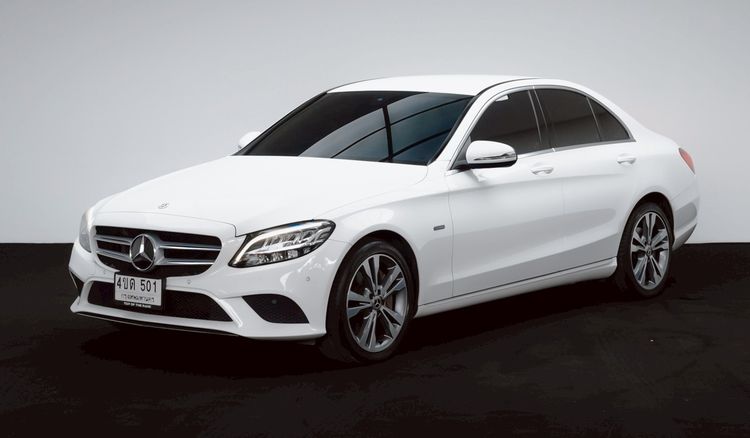 รถ Mercedes-Benz C-Class C300 สี ขาว