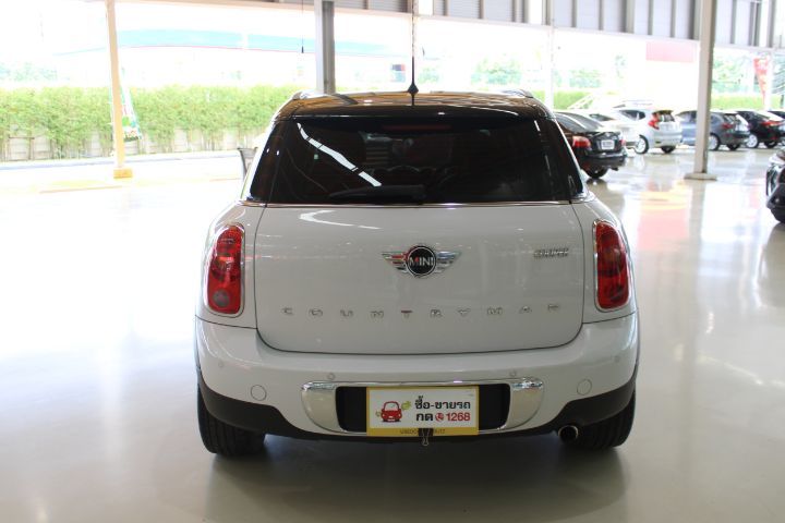 Mini COUNTRYMAN 2015 1.6 Sedan เบนซิน เกียร์อัตโนมัติ ขาว รูปที่ 4