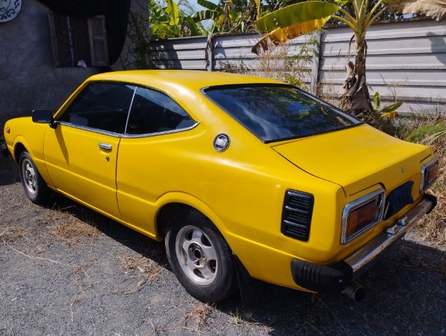 Toyota รุ่นอื่นๆ 1978 รุ่นย่อยอื่นๆ Sedan เบนซิน ไม่ติดแก๊ส เกียร์ธรรมดา เหลือง รูปที่ 2