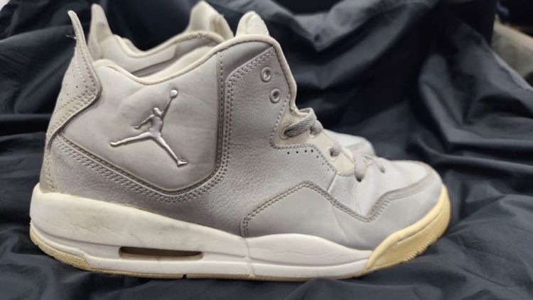 รองเท้ามือสอง Nike jordan Size 44.5 28.5 cm. รูปที่ 4
