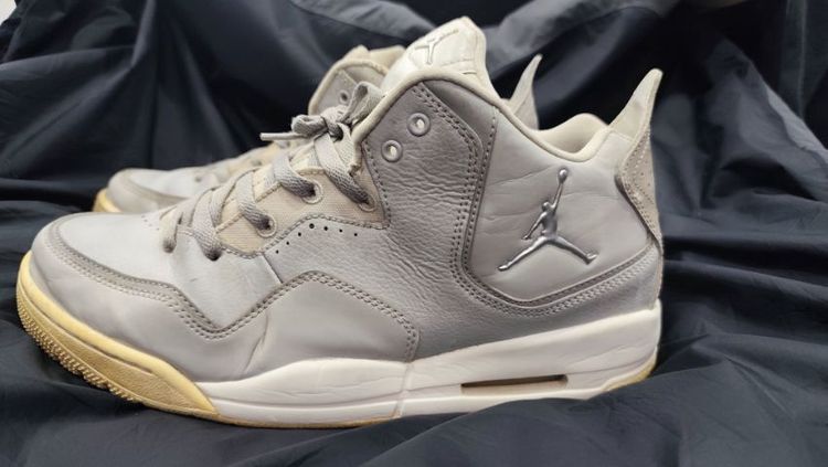 รองเท้ามือสอง Nike jordan Size 44.5 28.5 cm. รูปที่ 3