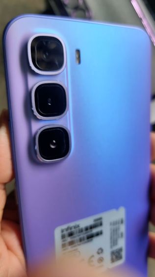 มือถือหรูราคาเบา รูปที่ 6