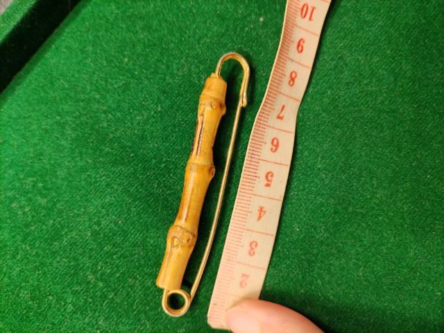 เข็มกลัด​ไม้ไผ่​style​ gucci รูปที่ 2