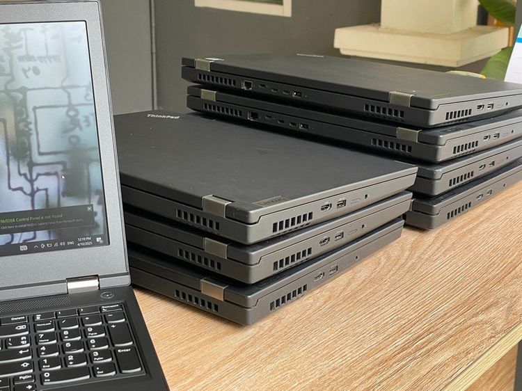 Lenovo ThinkPad P15 G1 Mobile Workstation i7-10850H SSD512GB RAM16GB Quadro T1000 (4GB GDDR6) Win11Pro คีย์ไฟ สินค้ามือสอง รูปที่ 2