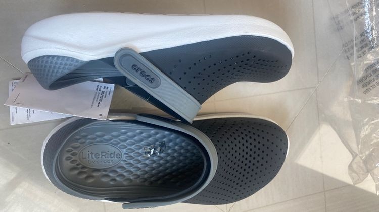 Crocs รูปที่ 4
