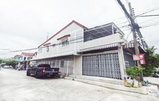 ให้เช่าตึกแถวหัวมุม 2 ชั้น หมู่บ้านสินธานี รีโนเวทแล้ว นวมินทร์ 93 บึงกุ่ม กรุงเทพฯ ถูกสุดในย่านนี้