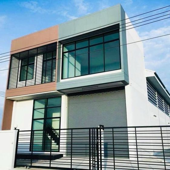 🏡🏗️ที่ดินโกดังติดถนน🛣️ใหญ่340 ทำเลใกล้เมือง เริ่มต้น2.9ล้านบาท มีหลายแบบให้เลือก โดยออกแบบตามสไตล์คุณ 