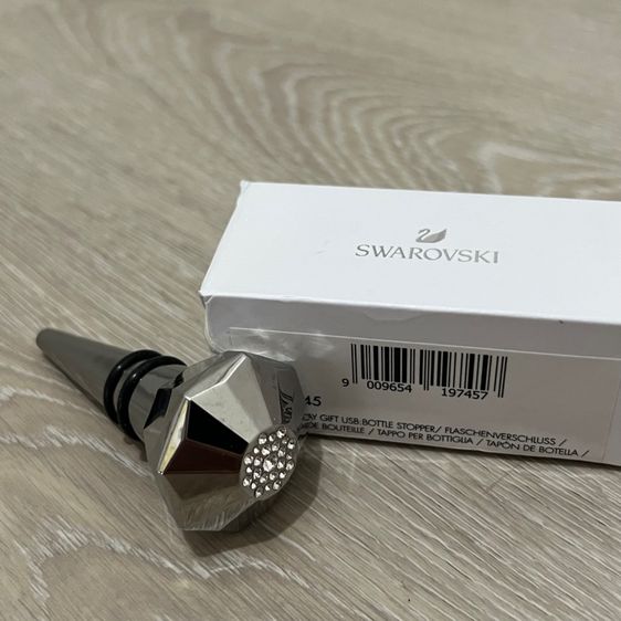 ที่ปิดขวดไวน์ Swarovski (มือ1)
