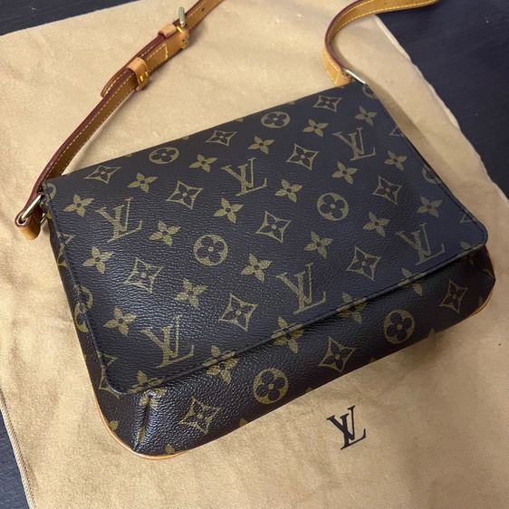 Louis Vuitton Musette Tango  รูปที่ 2