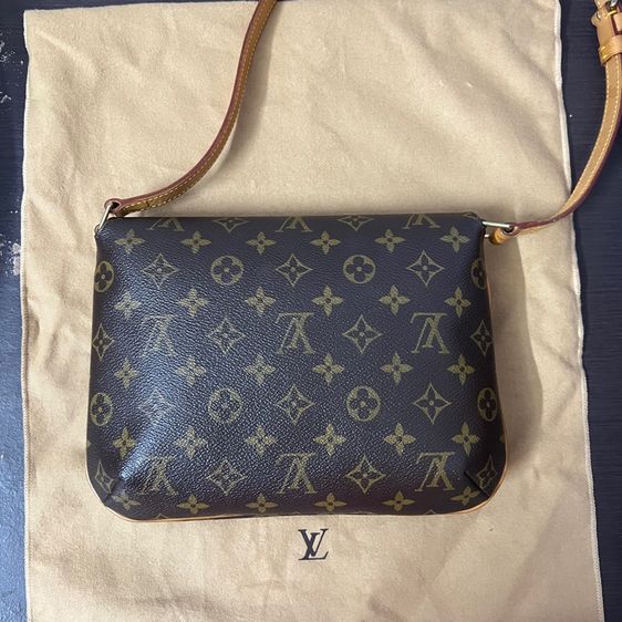 Louis Vuitton Musette Tango  รูปที่ 14