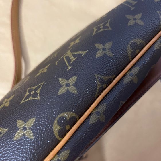 Louis Vuitton Musette Tango  รูปที่ 17