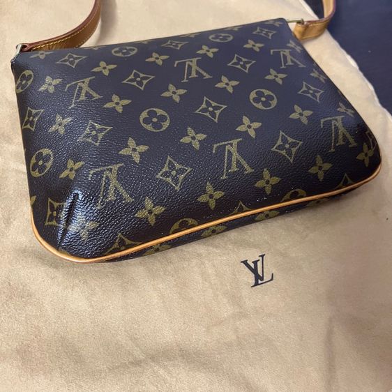 Louis Vuitton Musette Tango  รูปที่ 15